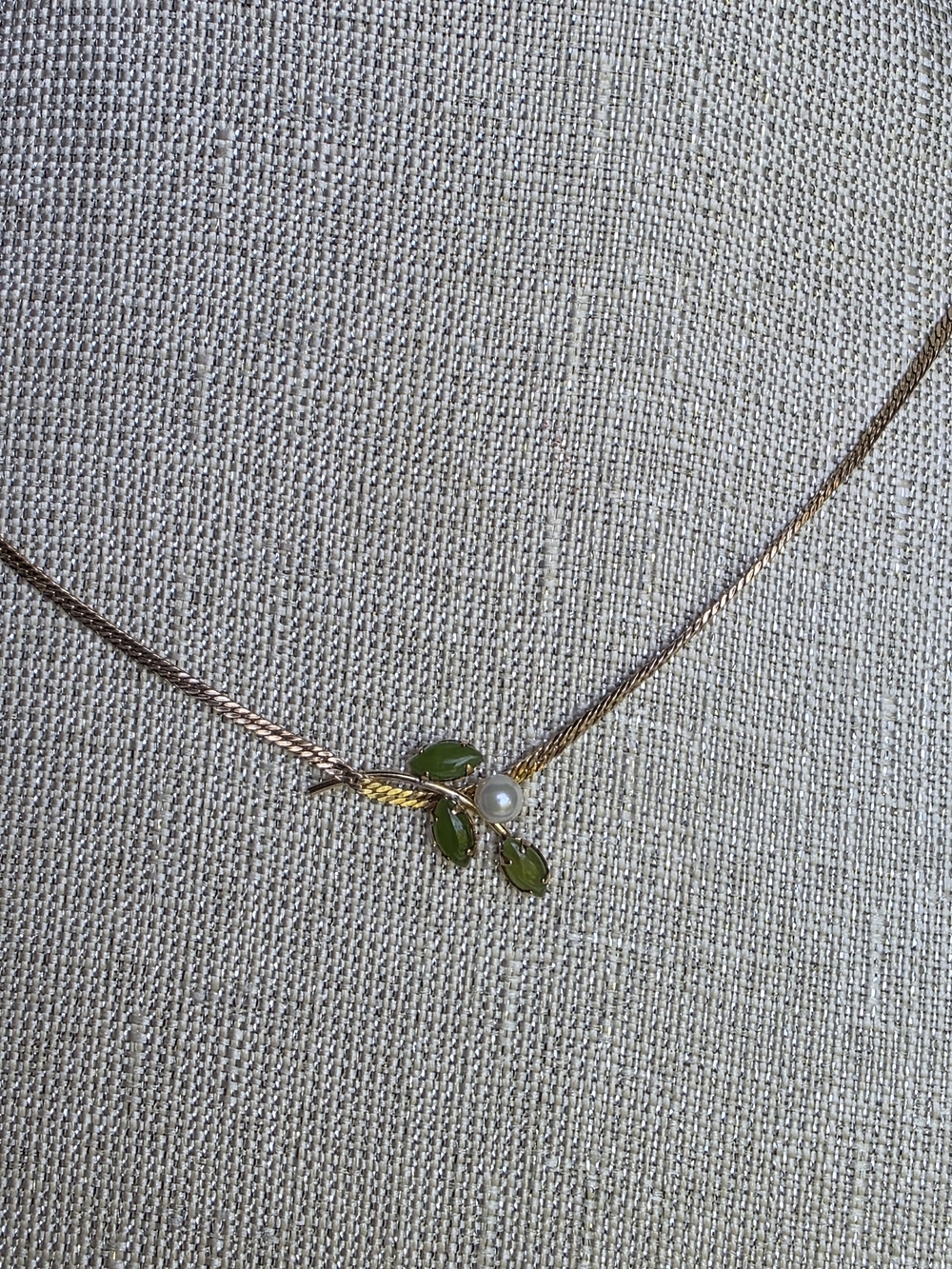 Vintage Carl-Art 14K Gold Filled Integrated Green Jade Marquise & Pearl Leaf Spr - Picture 3 of 11